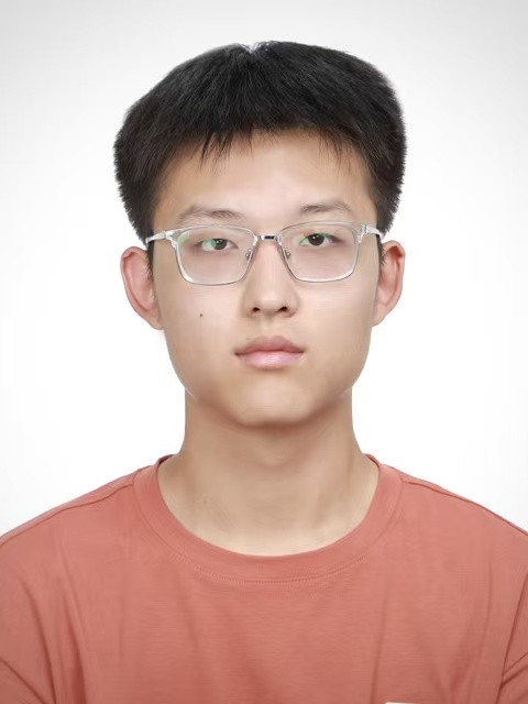 张博闻照片